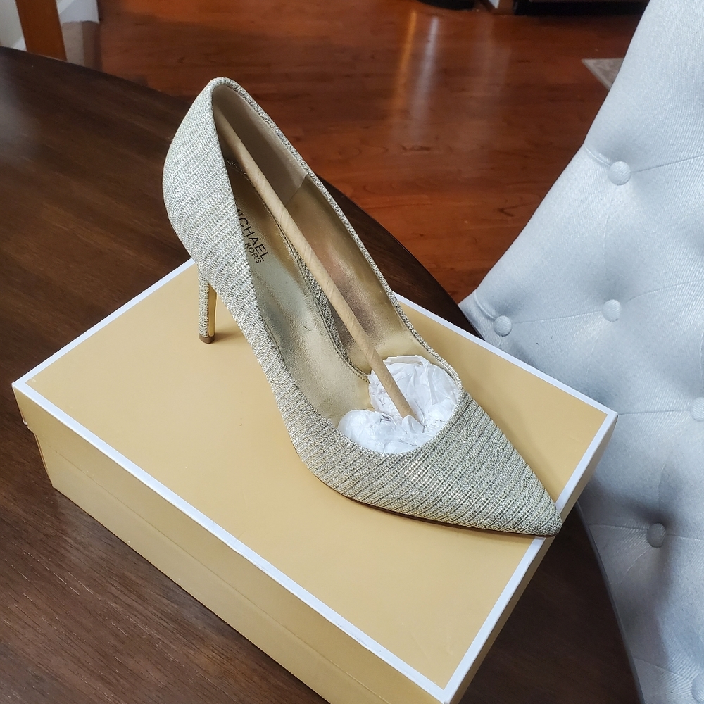 Michael Kors Claire Pump Glitter Chain Mesh